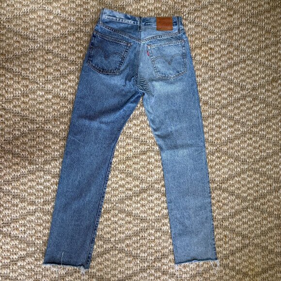 Levi's Premium Jeans W25 L30 - Picture 3 of 4